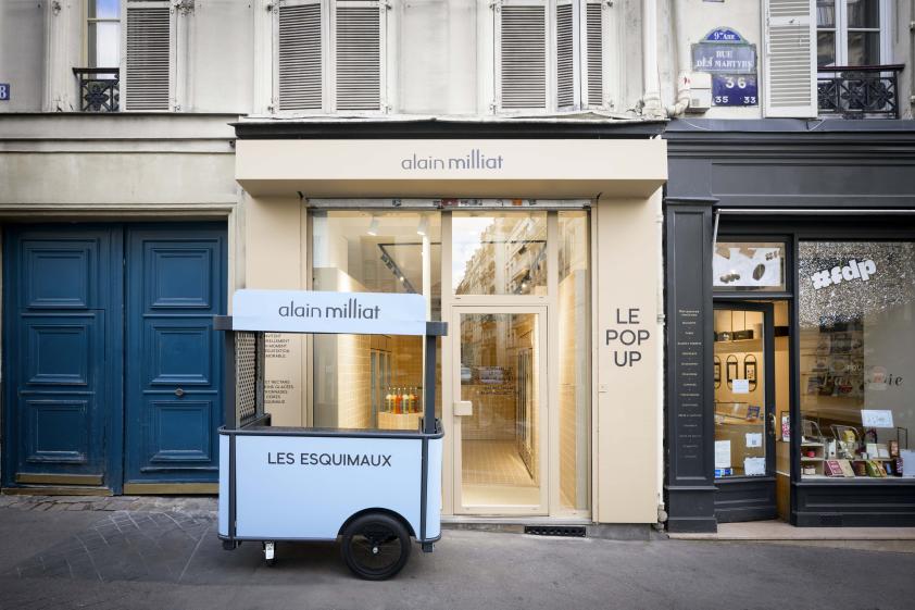 Commerce pop up