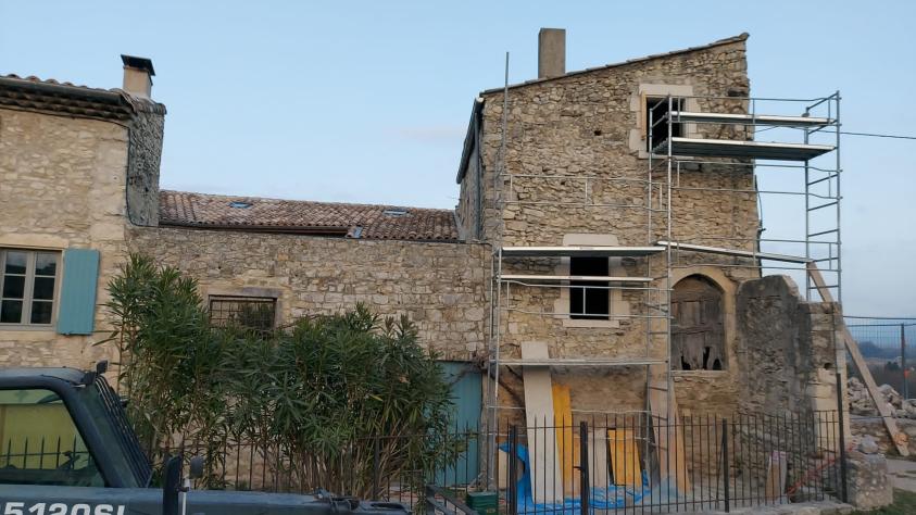 Création gîte maison médiévale XV° 