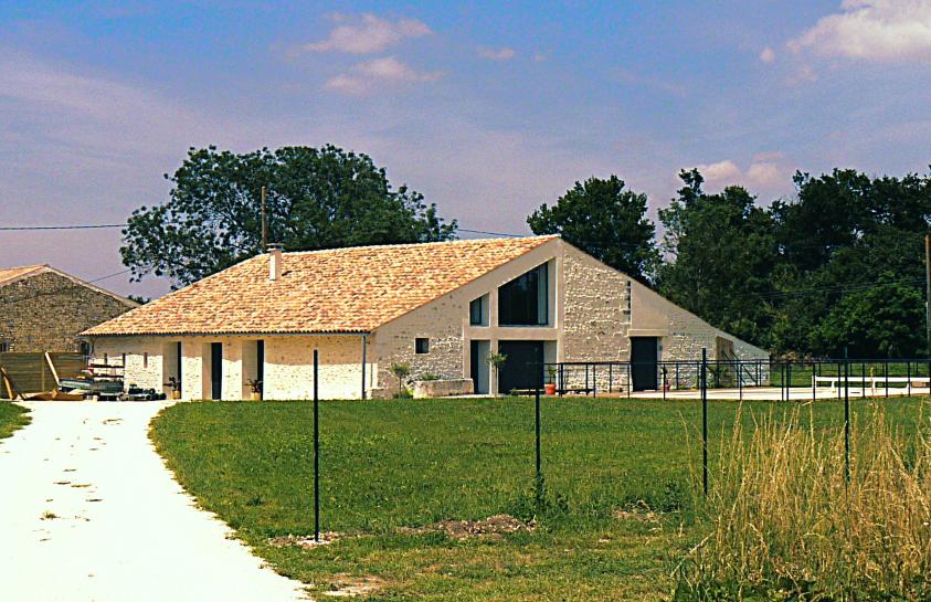 rénovation d'un grand chai Cabariot