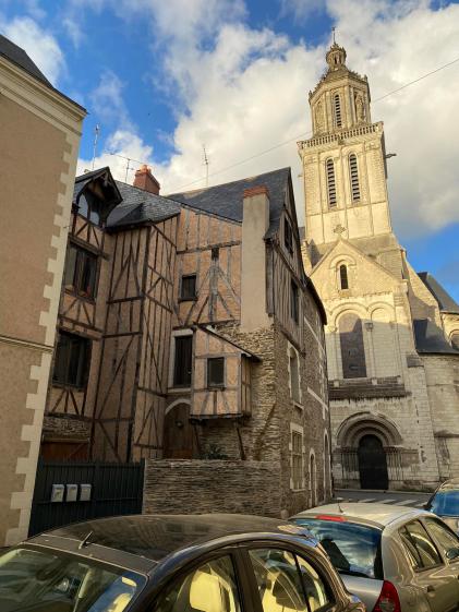 Vue sur l'entrée