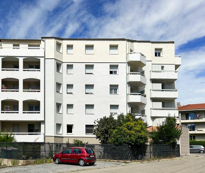 Façade