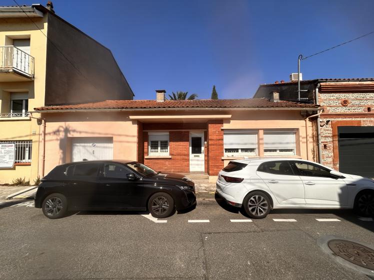 Vue de la façade principale avant travaux