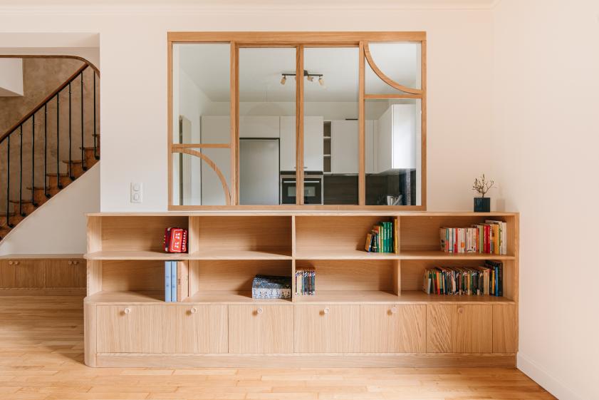 Verrière en chêne et bibliotheque