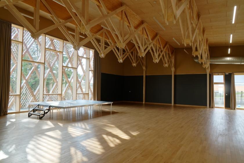 salle_polyvalente_intérieur_1