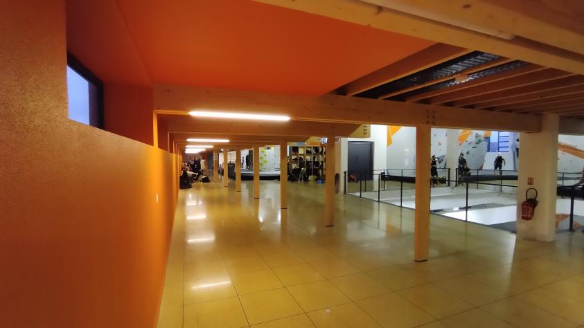 Cheminement sous la coursive