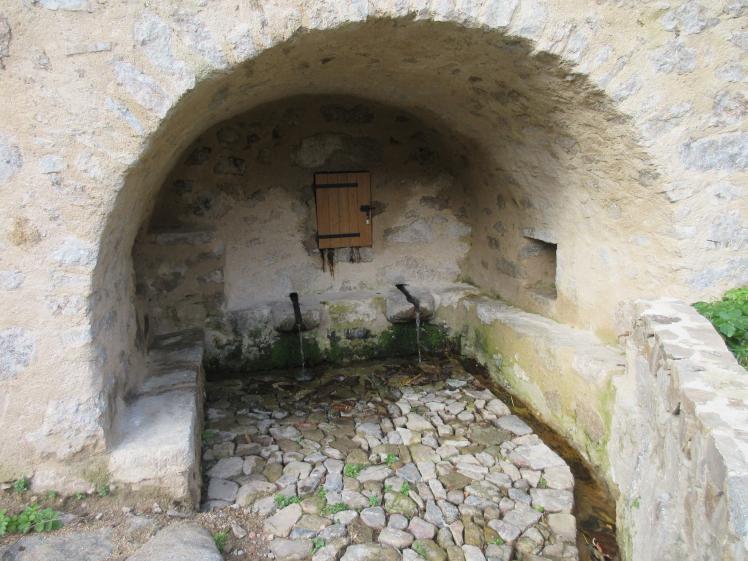 photo3