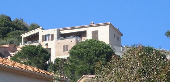 photo1