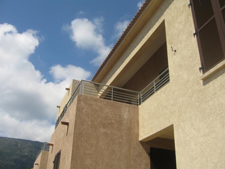 photo3