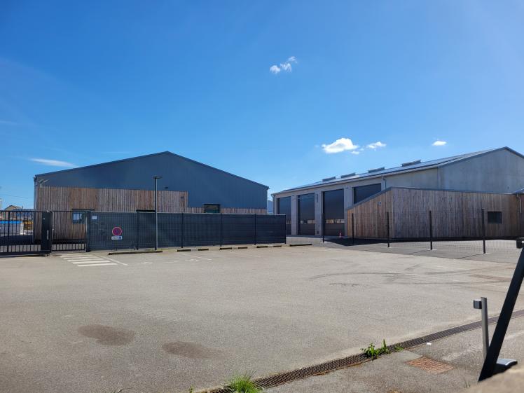 Démolition et reconstruction d'un bâtiment et réfection des façades