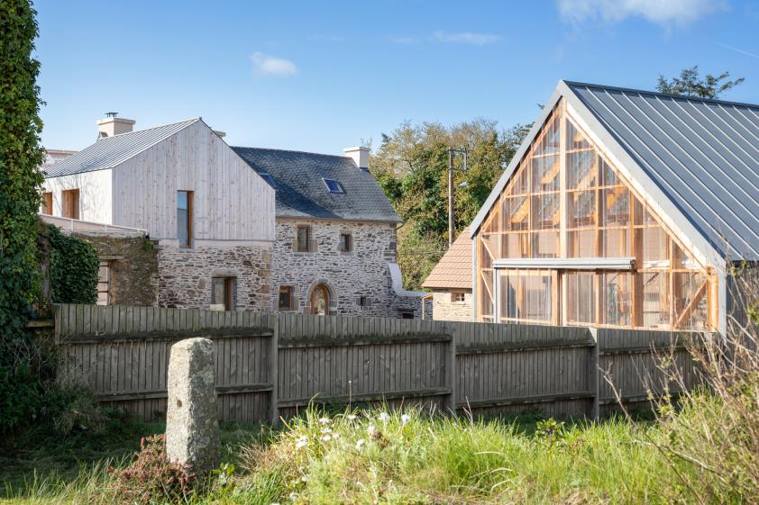 Surélévation bois terre paille ©Pascal Léopold photographies