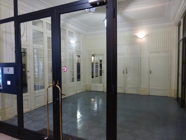 Vue du hall intermédiaire avant réhabilitation