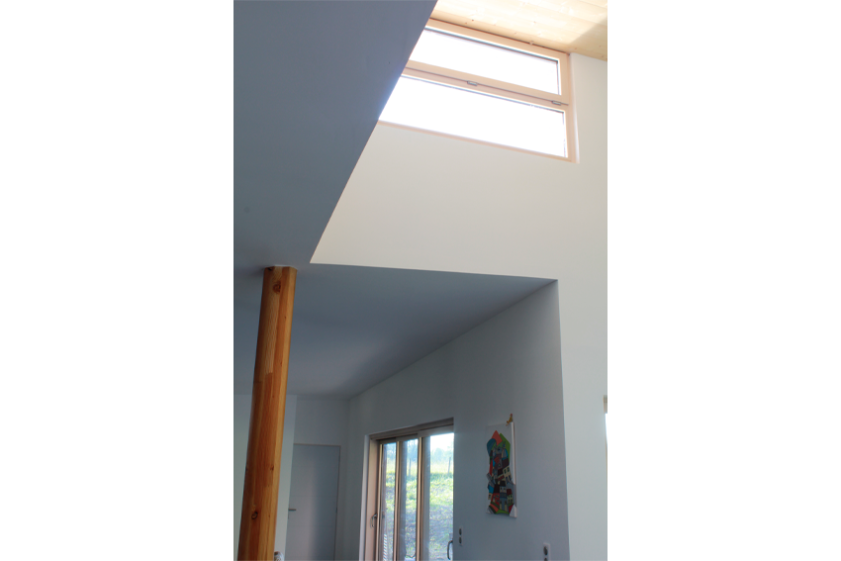intérieur entrée lumière naturelle double hauteur