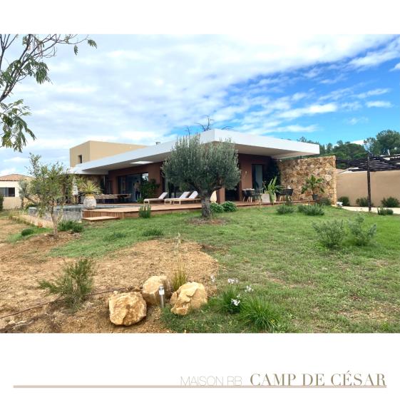 MAISON RB