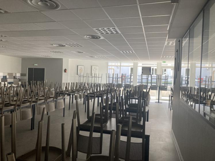Salle à manger des élèves