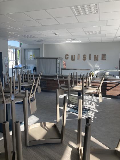 Salle à manger professeurs étage
