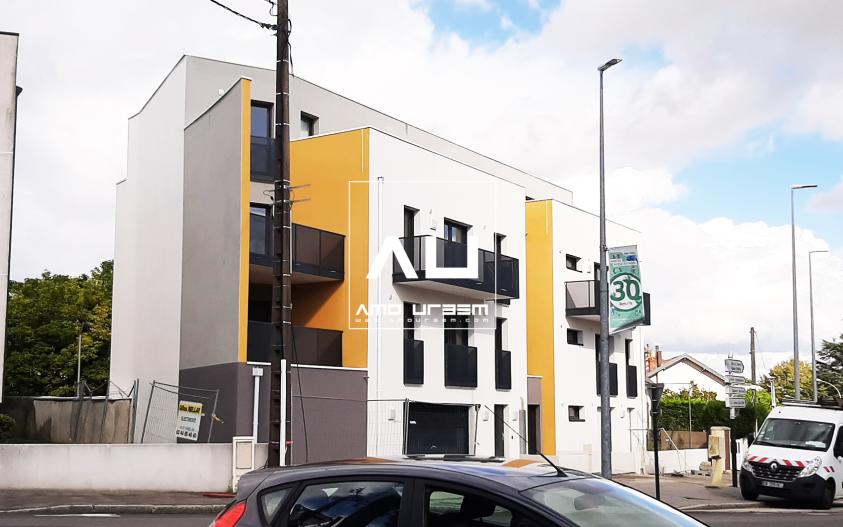12 LOGEMENTS "BATIMENT BASSE CONSOMMATION" A NANTES