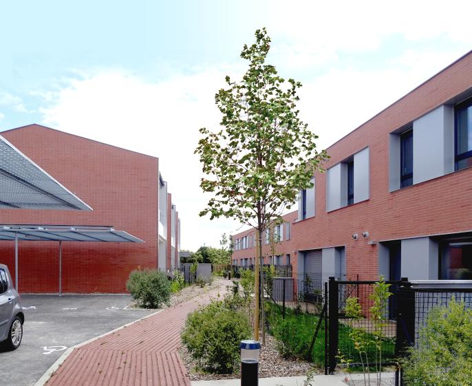 Vue depuis la venelle piétonne