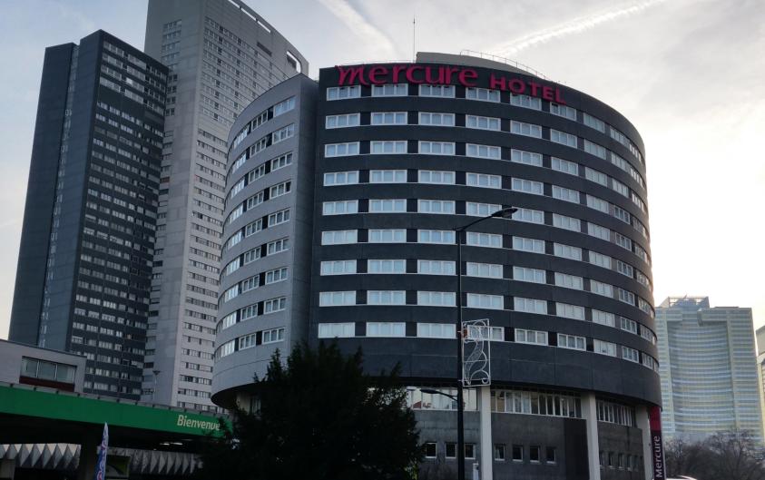Hôtel Mercure la défense - façade