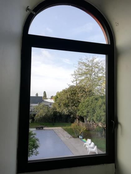 Rénovation de l'étage et vue sur la piscine