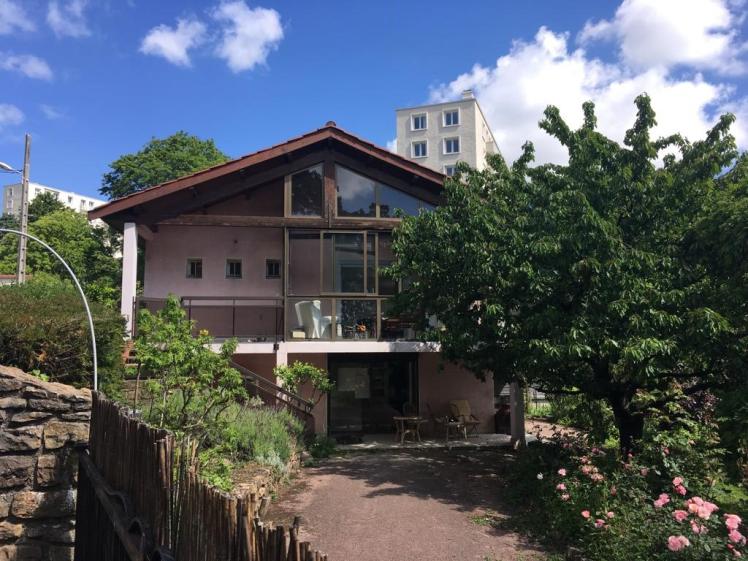 Avant les travaux, maison castor année 50