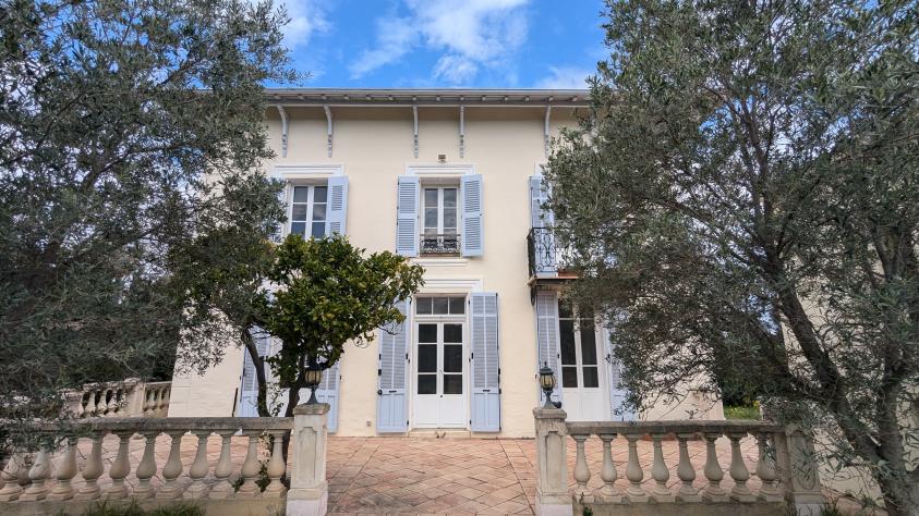 Façade principale - Villa Patrimoniale