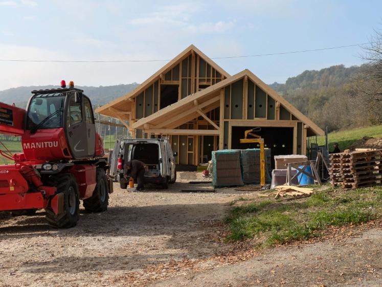 maison bioclimatique chantier vue extérieur