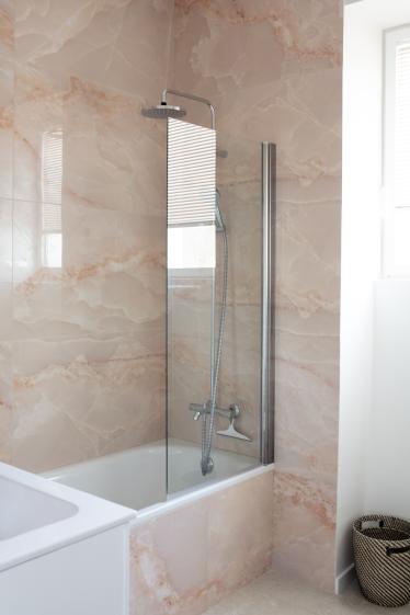 Salle de bain enfant © Guillaume Chamahian