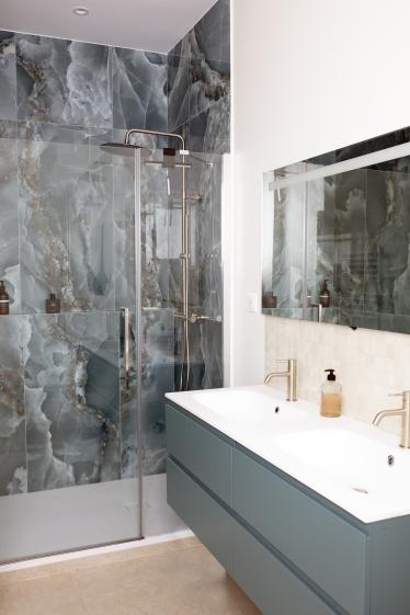 Salle de bain parentale © Guillaume Chamahian
