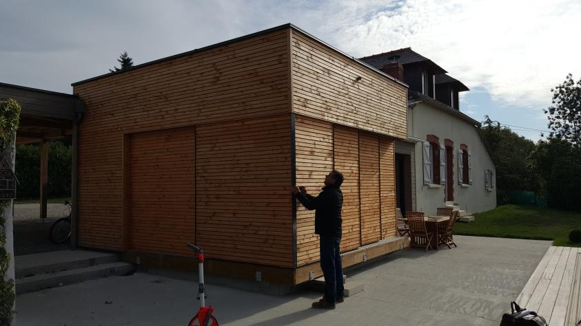 Vue de face de l'extension fermée 
