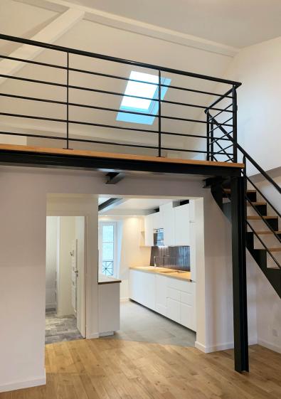 Une chambre supplémentaire lumineuse avec la création d'une fenêtre de toit
