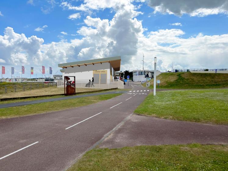 OUISTREHAM - Vue depuis la piste cyclable