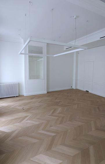 bureau 1