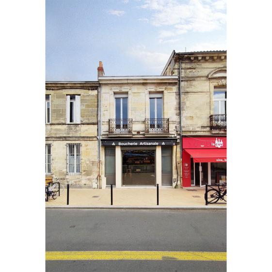 Façade boucherie rénovée Bordeaux