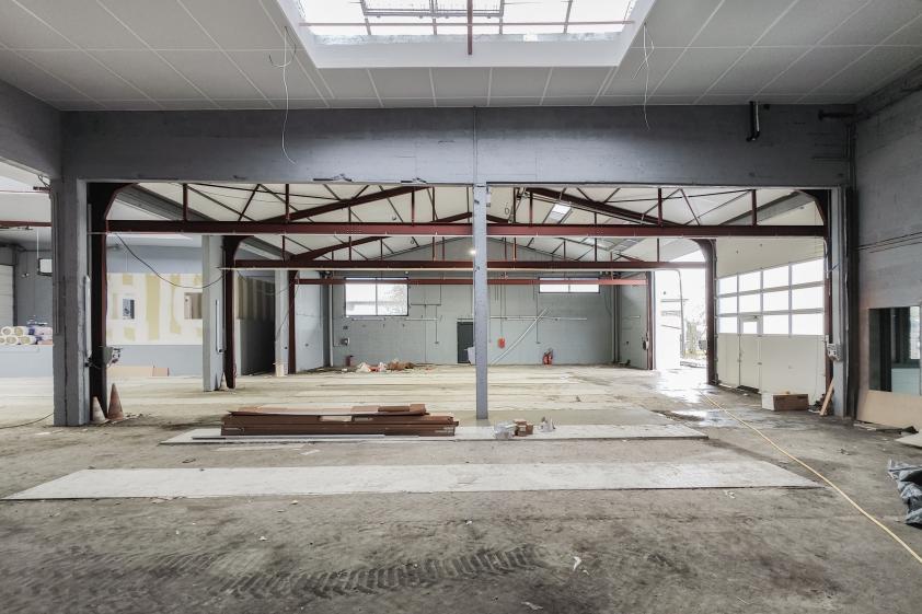 Photo représentant l'intérieur du bâtiment de Kéolis à rénover