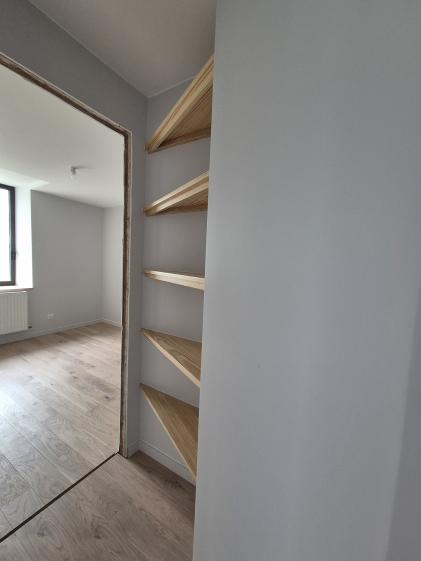 Tablettes pin massif