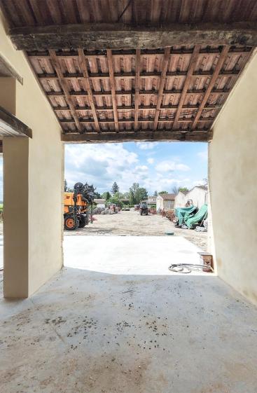 Longère rénovée en chai - photo travaux