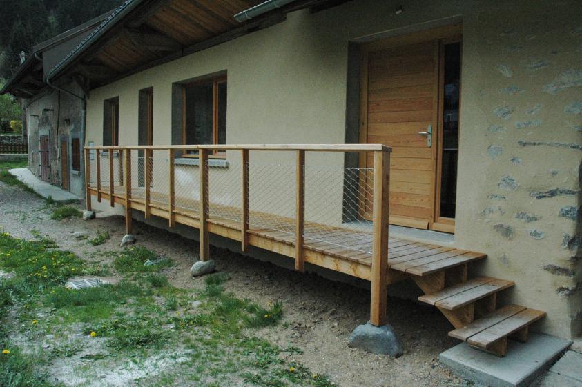 "Trottoir" mélèze CL_Architecte - Trottoir mélèze