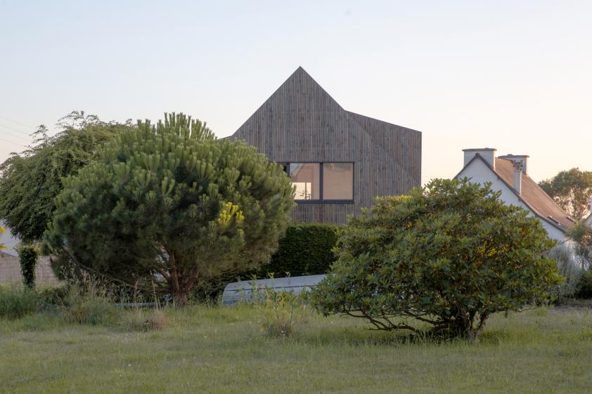 Maison neuve à Porz Even