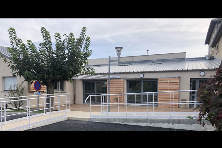 ACCES + TERRASSE