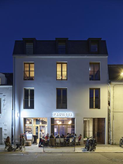 Ambiance nocturne, rue de la Tour d'Auvergne