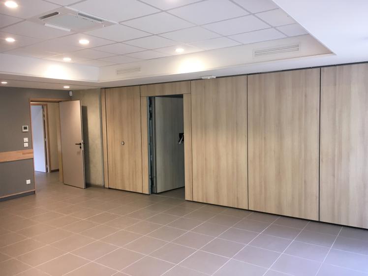 Salle de formation avec mur mobile