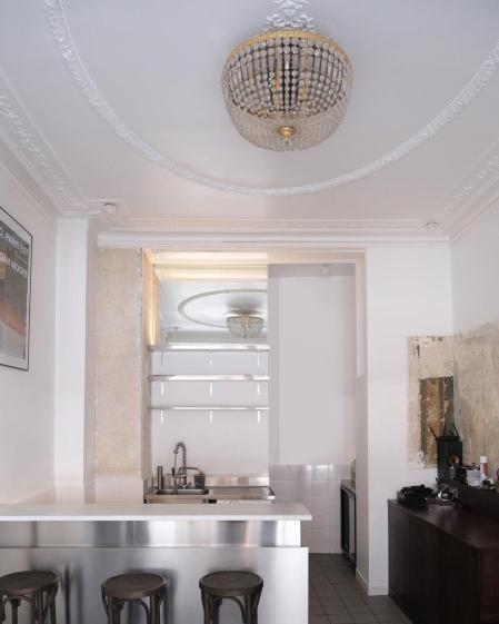 Vue de la salle vers le bar Vue de la salle vers le bar