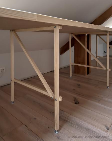 Aménagement de combles, piétement piétement en tasseaux, structure légère