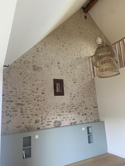 chambre avec tete de lit