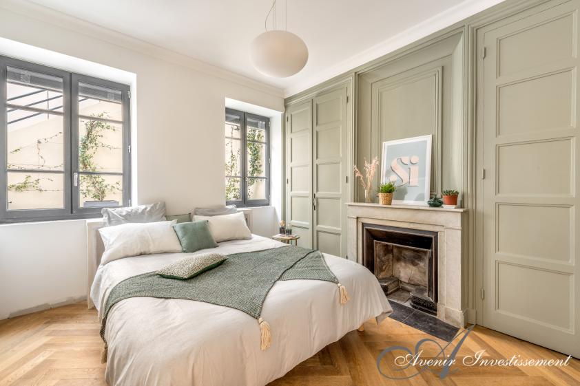 L'une des chambres de l'hôtel particulier