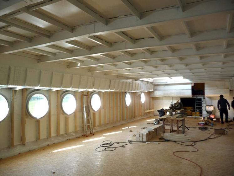 Transformation d'une péniche en logement