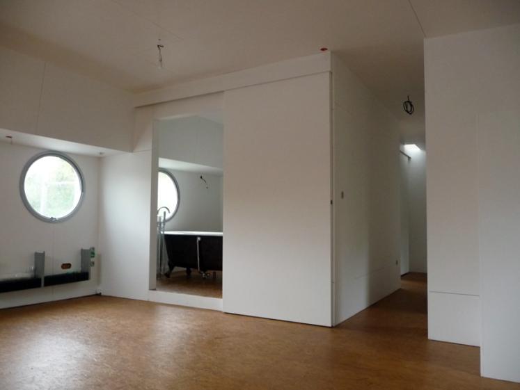 Transformation d'une péniche en logement