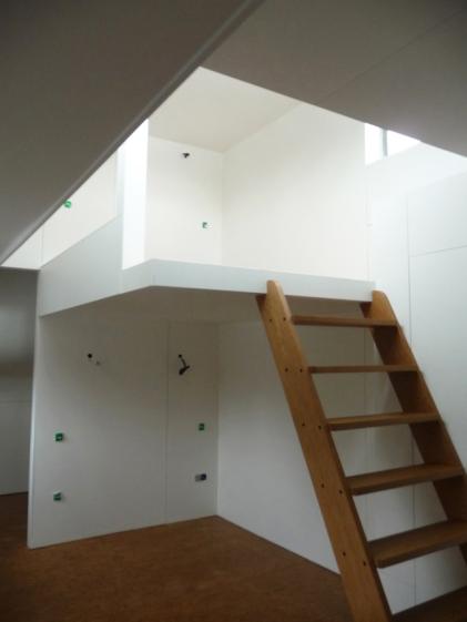 Transformation d'une péniche en logement