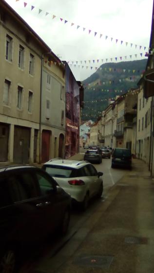 Reconstruction, changement d'affectation maison mitoyenne en restaurant d'Ecole 27 rue du Dr. Mercier Reconstruction 27 rue du Dr. Mercier en Restaurant d'Ecole primaire et maternelle