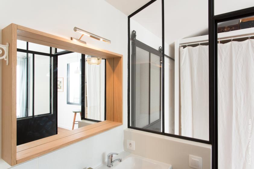 Accoudé au bastingage